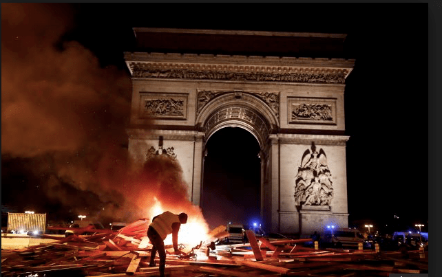 Screen Shot 2018-11-25 at 21.03.38.png